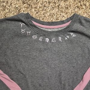 Zodiac Astrology Metallic Signs Gray Purple Crop Sweatshirt XL